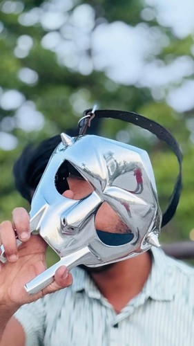 Maschera acciaio ispirata a - maschera, in