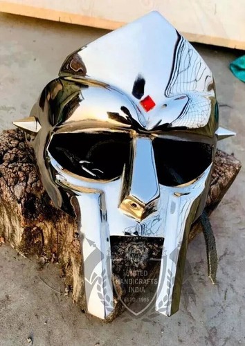 Elmetto medievale doom mask - elmetto,